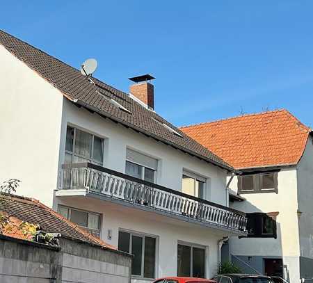 Großes Grundstück mit 2- & 3-Familienhaus