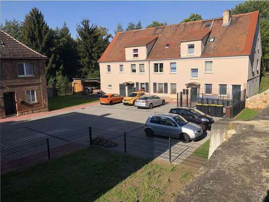 Schöne kleine Single-2-Raum-DG-Wohnung in Osterfeld (Burgenlandkreis / Sachsen-Anhalt)