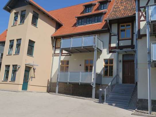 Schöne, gut sanierte 2 R.-Wohnung mit Balkon im Herzen von Quedlinburg su. ruhige Mieter*in