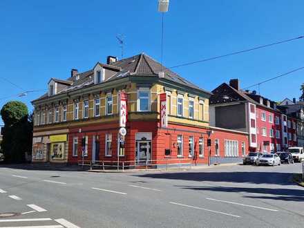 Zwei Wohn- und Geschäftshäuser in markanter Ecklage von Bochum-Wattenscheid