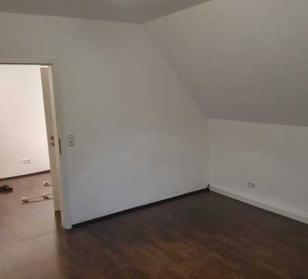 Schöne 2,5-Zimmer-Dachgeschosswohnung in Dortmund