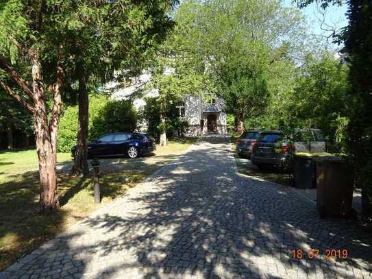 Außenstellplatz in Klotzsche zu vermieten