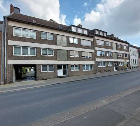 *AB SOFORT* Sanierte Wohnung mit schönem Bad und Balkon in Viersen