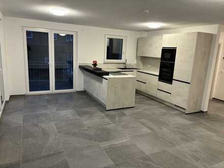 US-ARMY @@@NEW APARTMENT City Erstbezug 3,5-Zimmer-Wohnung mit gehobener Ausstattung in Si