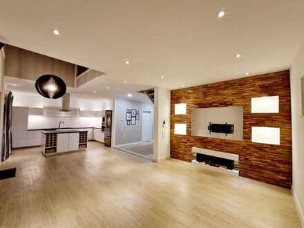 Einfamilienhaus freistehend

One-family house freestanding