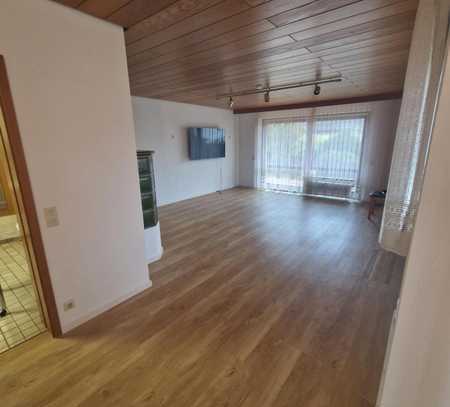 3- Zimmer Altbau Wohnung mit Terrasse und Garten in Mittelbiberach