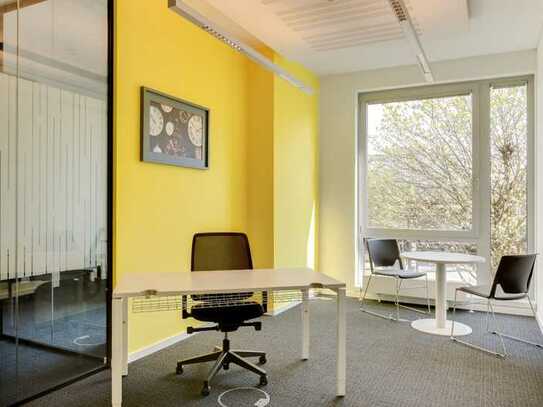 Privater Büroraum für 3 Personen 15 sqm in Regus Centro