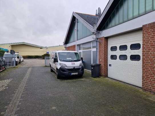 Gewerbehalle im Gocher Industriegebiet mit direkter Anbindung an die A57 / niederländische Grenze