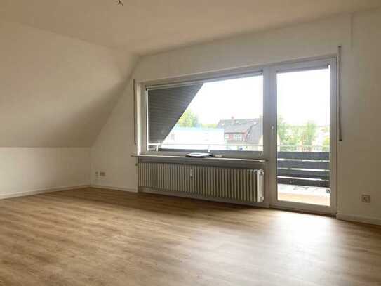 *** Dreieich-Sprendlingen *** 3-Zimmer-Dachwohnung + 15 qm großem Süd-West-Balkon