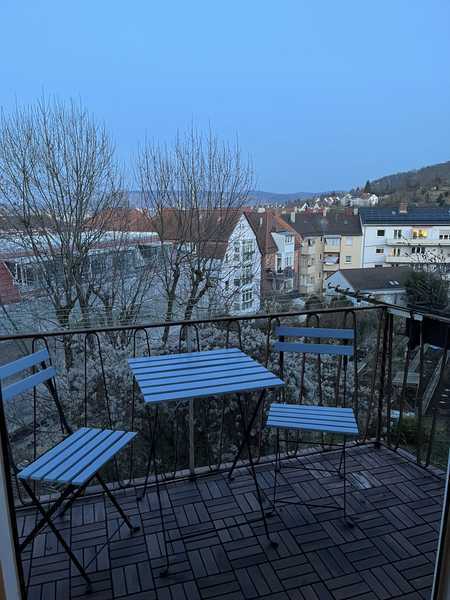 Pärchen oder WG geeignete Wohnung im Stuttgarter Osten mit Blick