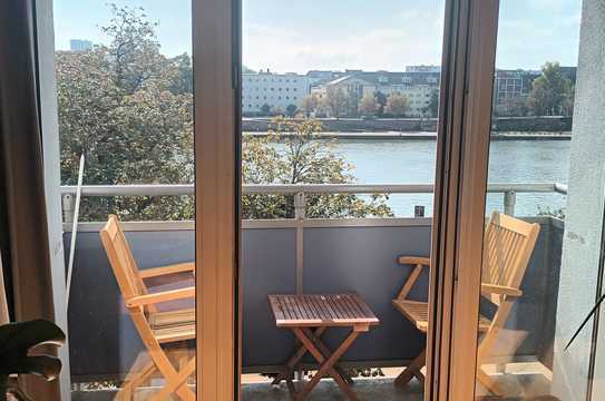 Sublet -Furnished 3-room apartment directly by the Main -flexible dates / Möblierte 3-Zimmer Wohnung