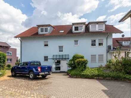 Diese 3-Zi.- Dachgeschosswohnung in Meckenbeuren mit Extras!