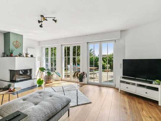 Engel & Völkers: Bungalow mit Stil und hohem Wohnkomfort