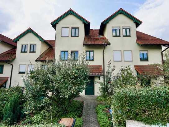 Energieeffizientes Dreifamilienhaus, provisionsfrei, unmittelbar an Stadtgrenze zu Dresden