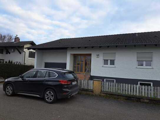 Günstiges, modernisiertes 4-Zimmer-Haus in Reichertshofen