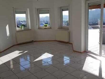 Helle attraktive 2 Zimmer-Nichtraucherwohnung in ruhiger Lage nähe Neckargemünd