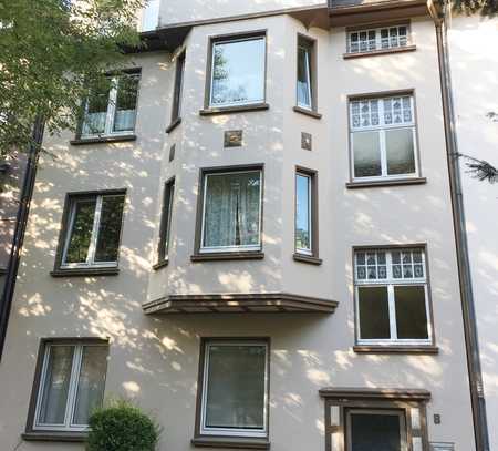 E.-Frohnhausen in ruhiger Seitenstraße / 4 Fam.hs / 3 R, Wohnküche, Balkon, Gemeinschaftsgarten