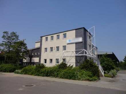 Modernes Bürogebäude in Zentrum - Neumünster