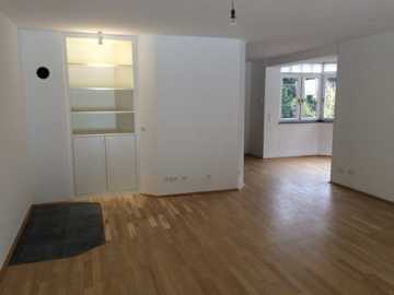 Aachen- Süd, zentral gelegen, unmittelbare Busanbindung