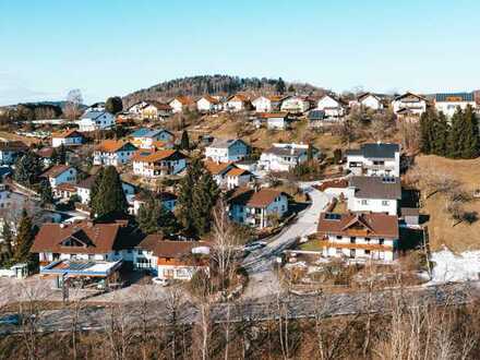 *** NEU *** EXKLUSIV *** Großzügiges Einfamilienhaus mit schönem Garten & viel Gestaltungspotenzial