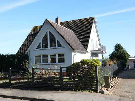 Großzügiges Wohnhaus im Ostseebad Schönhagen