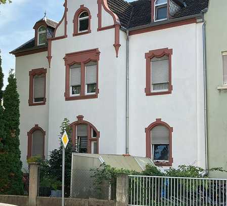 Helle 5-Zimmer-Altbau-Wohnung in Speyer