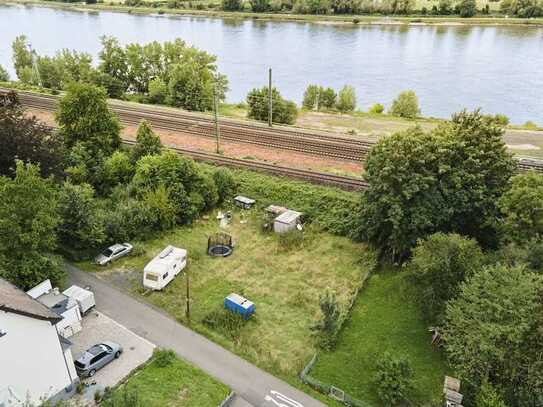 Baugrundstück mit unverbautem Rheinblick - 20 Fahrminuten von Bonn