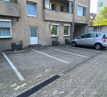 Garagenstellplatz zu vermieten in Düsseldorf-Bilk