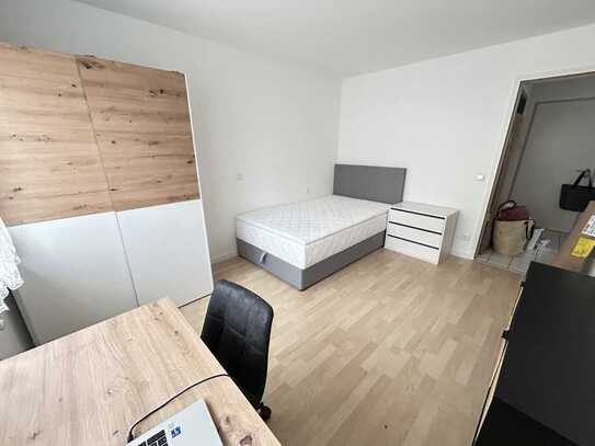 Schönes vollmöbiliertes WG Zimmer nah Marktkauf