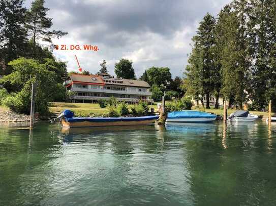 Wohnen, wo andere Urlaub machen! 3 Zi. DG. Whg. (2.OG.) mit Rheinsicht und Badeplatz direkt am Rhein