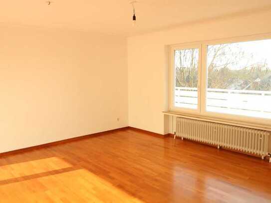 Helle 3-Zimmer-Wohnung mit Balkon und idealen Schnitt!