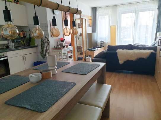 gemütliche 2 Zimmer Erdgeschoss-Wohnung mit Terrasse und TG-Stellplatz!