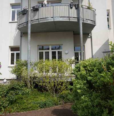 Ruhige 1,5-Zimmer-Loft-Wohnung mit Loggia mitten in Karlsruhe