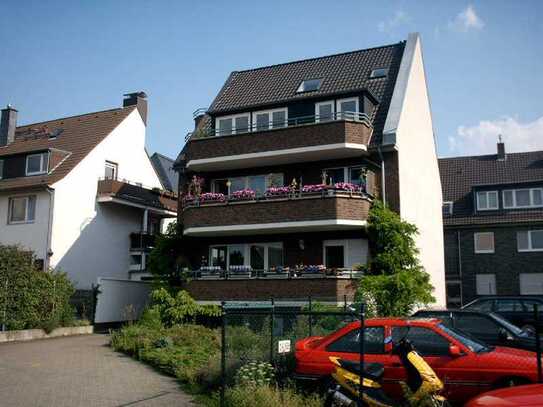 1-Raum-Apartement mit EBK und Balkon in Düsseldorf