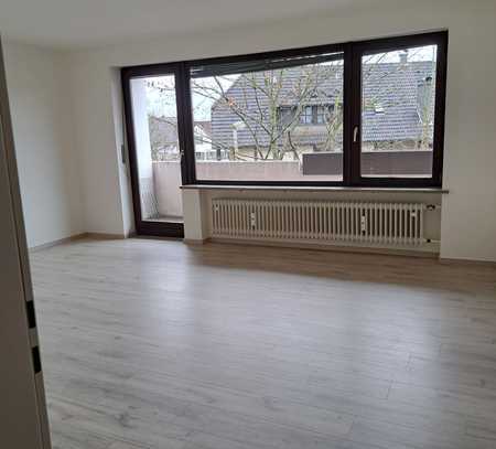 Schöne 2-Zimmer-Wohnung mit Balkon und EBK in Rückersdorf