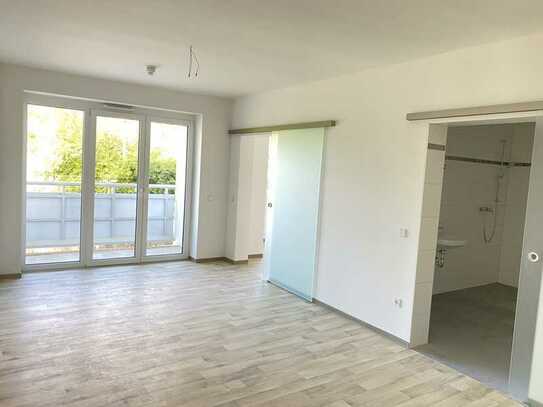 Schöne, moderne Wohnung mit Balkon und Fahrstuhl