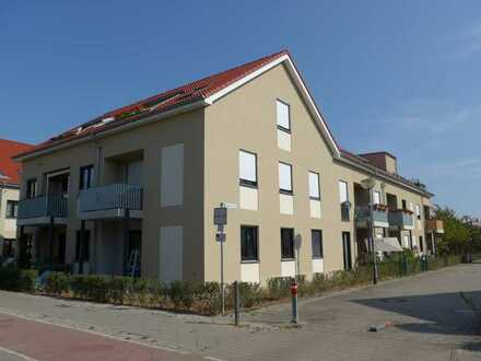 Charmantes 2-Zimmer-Wohnung mit Terrasse in grüner Wohnanlage