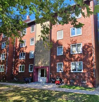 Mit ein wenig Eigenleistung... 3-DG Wohnung in Emden - Borssum zu vermieten