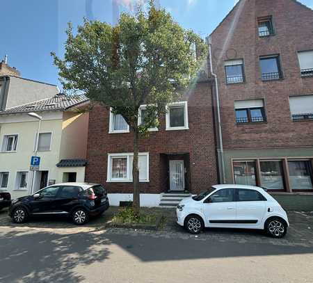 Großzügiges Einfamilienhaus in Düren - Nord!