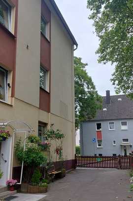 Dortmund Marten Dachgeschoss Wohnung 3,5 Zimmer-Wohnung , für Paare oder WG geeignet zu Vermieten.