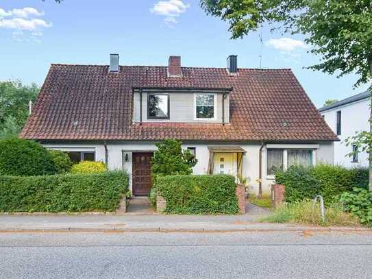 Sanierungsbedürftige Doppelhaushälfte mit Potential und schönem Garten in Lohbrügge...