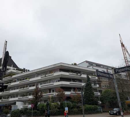 Exklusive, sanierte 2-Zimmer-Wohnung mit Balkon in Hamburg Uhlenhorst