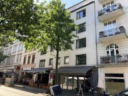 CHARMANTE, LICHTDURCHFLUTENDE 2,5 ZIMMER-WOHNUNG MIT SONNENTERRASSE