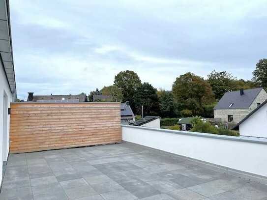 HINSBECK - ERSTBEZUG einer Penthouse-Wohnung mit großer Dachterrasse und Fahrstuhl