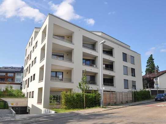 Helle 4-Zimmer Wohnung mit großer Loggia - barrierefrei!