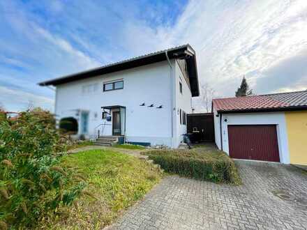 Gut geschnittene Doppelhaushälfte mit großzügigem Grundstück in Argenbühl