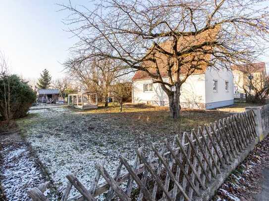 Bauplatz für drei Reihenhäuser oder Mehrfamilienhaus in Manching mit guter Anbindung nach Ingolstadt