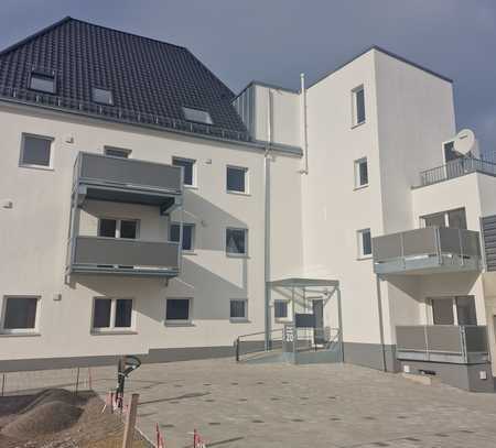 Babenhausen Stadtflair – Einzug sofort – 4 Zi-Wohnung 107,6 m² , Balkon , Fahrstuhl , Energie A+