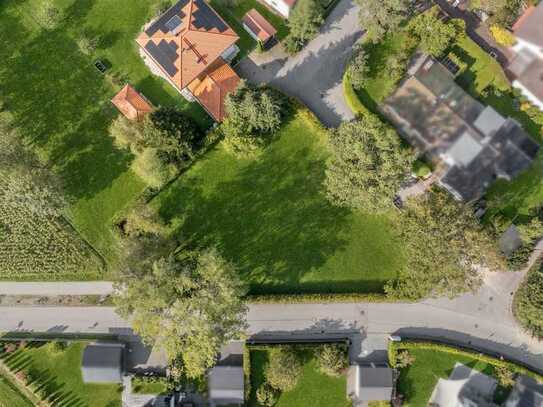 Freies Baugrundstück zur Neubebauung mit einem Einzelhaus in Hailafing bei Straßlach-Großdingharting