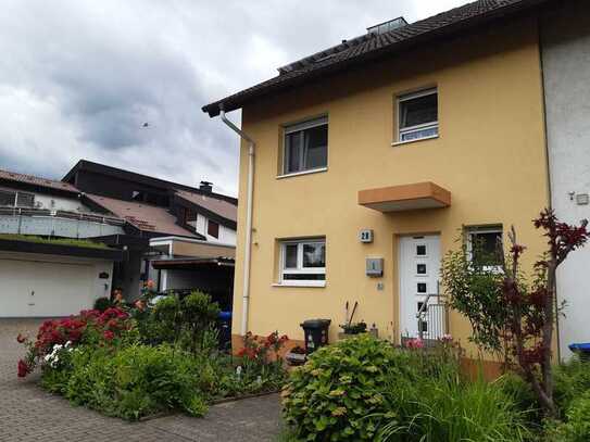 Reihenendhaus mit Garten in Bahlingen am Kaiserstuhl